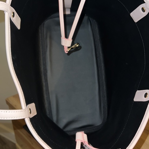 ❤️authentic mcm viseto aren pink logo tote EUC - Picture 12 of 14